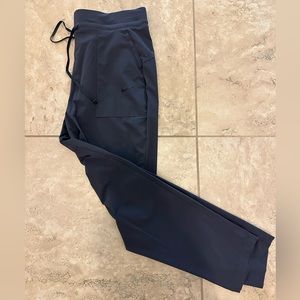Gray Nike Cropped Athletic Pants